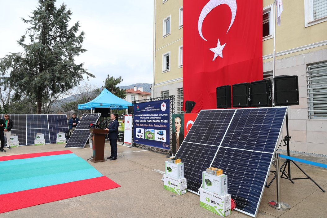 Tarım ve Orman Bakanımız Sayın İbrahim YUMAKLI’nın Katılımıyla, Üreticilerimize 42 Adet Güneş Enerji Sisteminin Dağıtımı Gerçekleştirildi